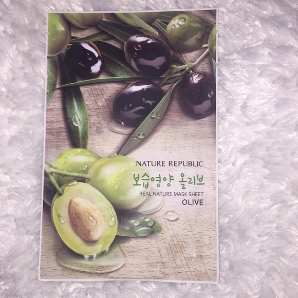 Other - Nature Republic Skin Care Olive Mask 🥒
